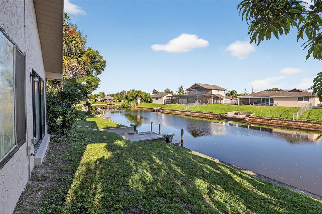 Photo of 2105 SE 2nd Terrace, Cape Coral, FL 33990 (MLS # A4666691)
