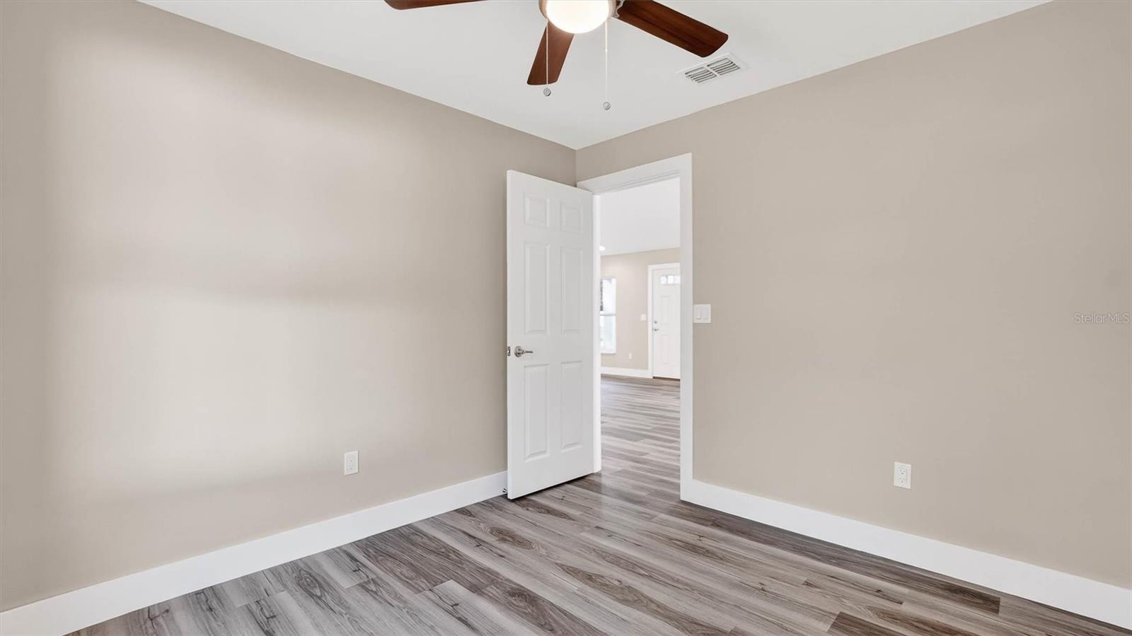 CITRUS SPGS UNIT 06 - Residential