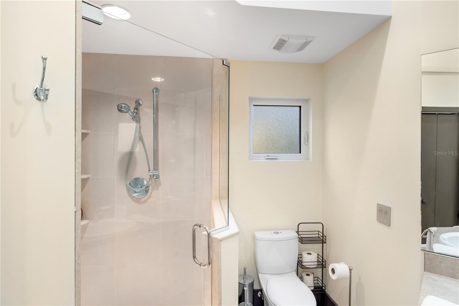 ESPLANADE ON THE BAY - Residential