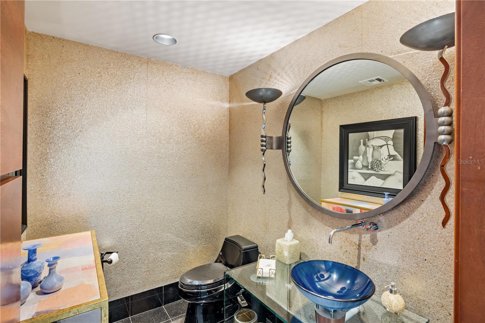 ESPLANADE ON THE BAY - Residential