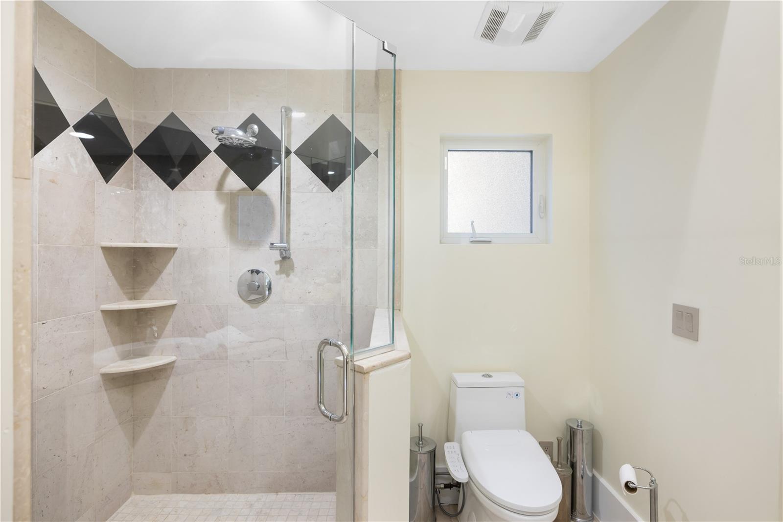 ESPLANADE ON THE BAY - Residential