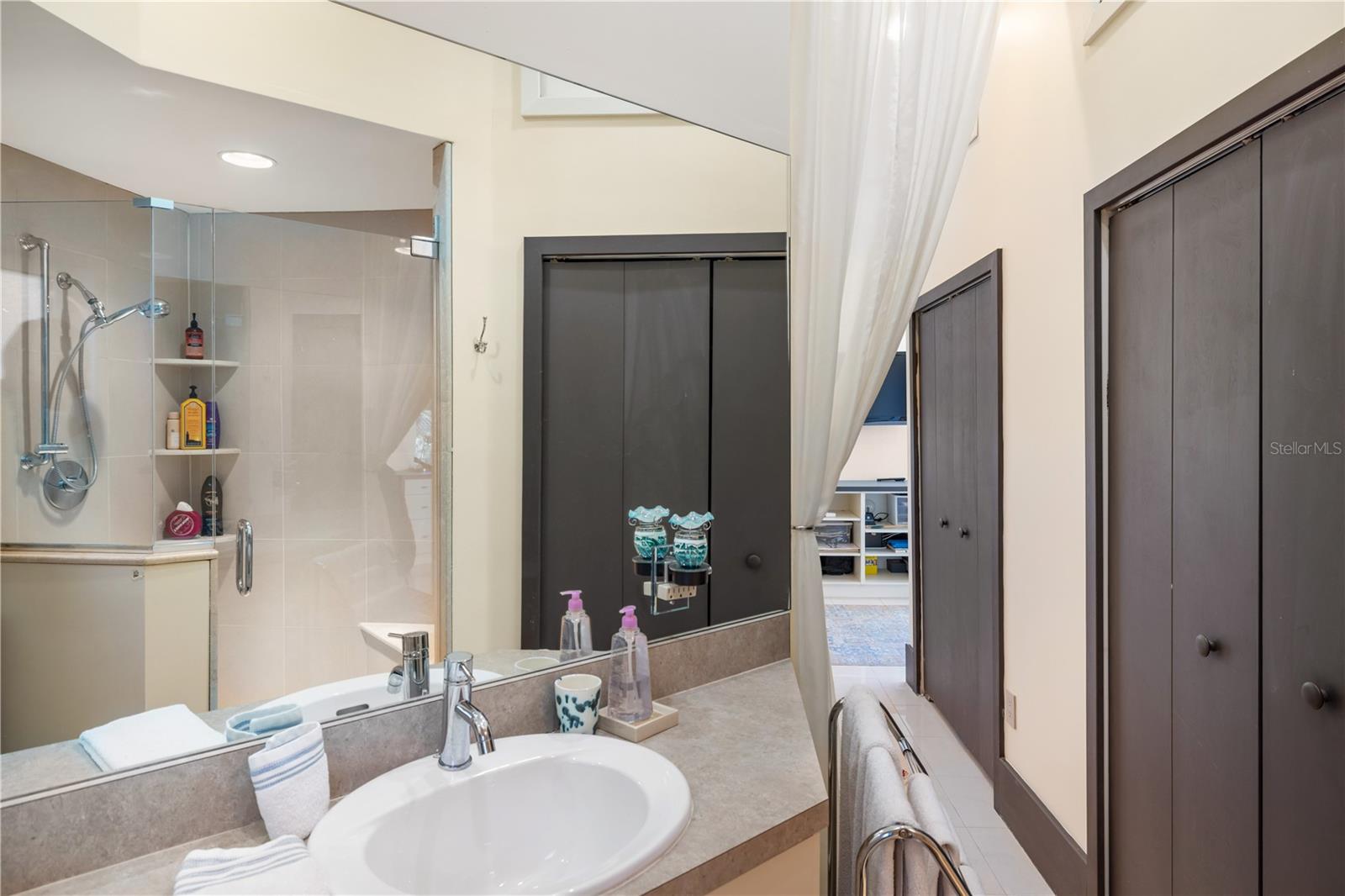 ESPLANADE ON THE BAY - Residential