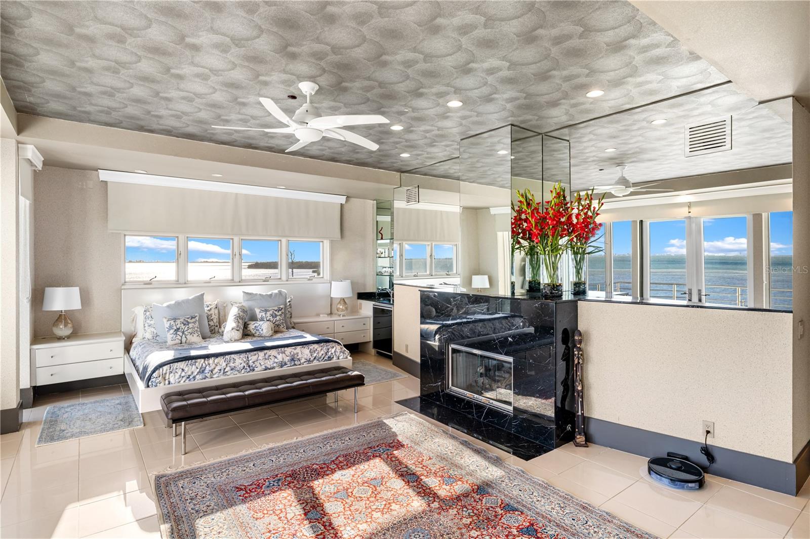 ESPLANADE ON THE BAY - Residential