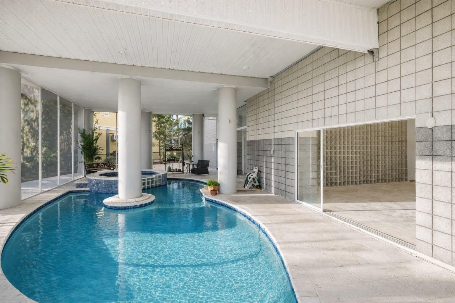 ESPLANADE ON THE BAY - Residential