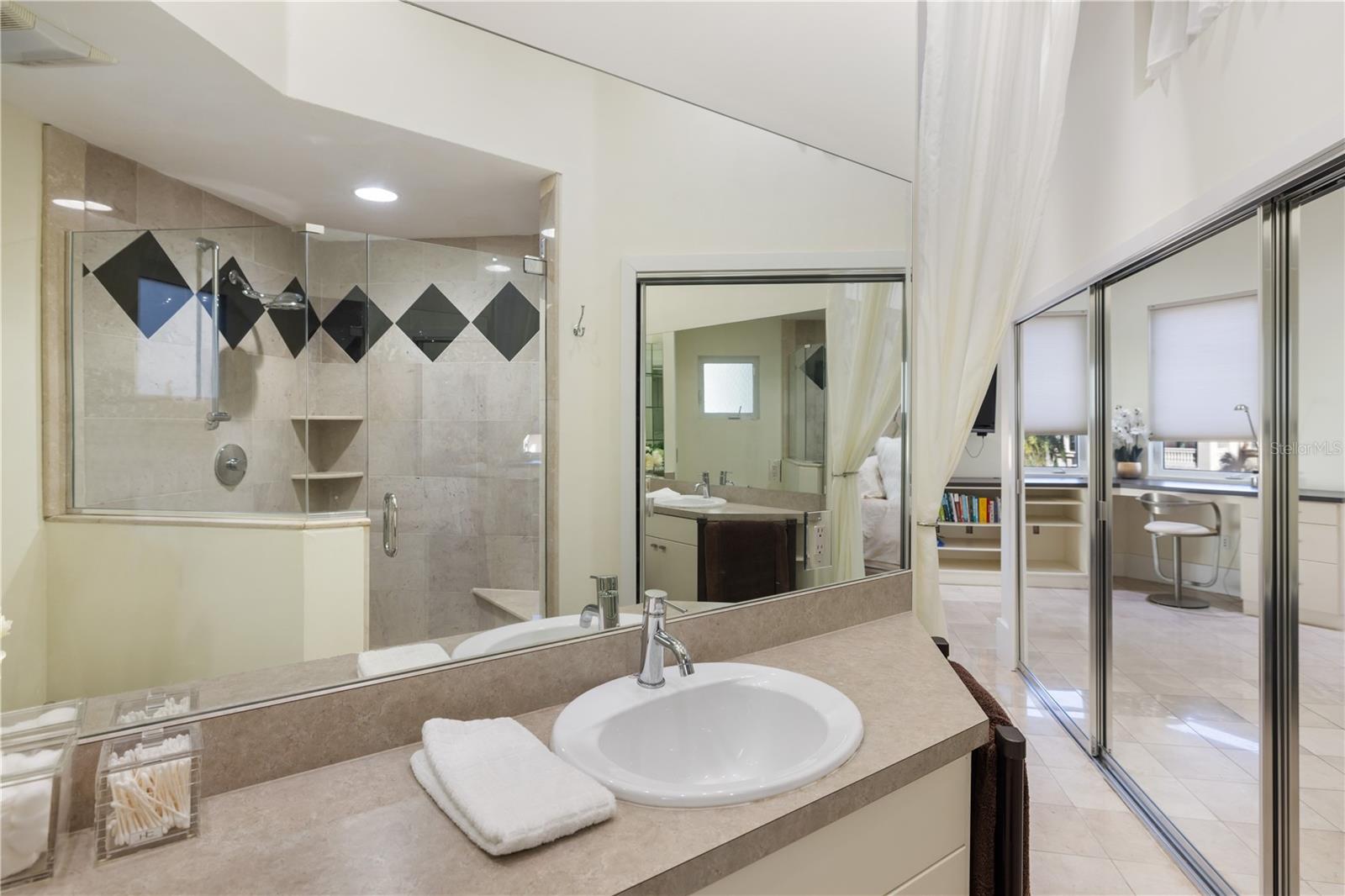 ESPLANADE ON THE BAY - Residential