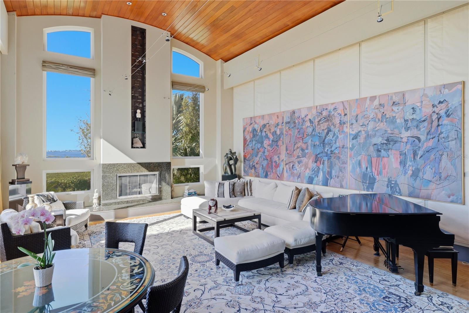 ESPLANADE ON THE BAY - Residential