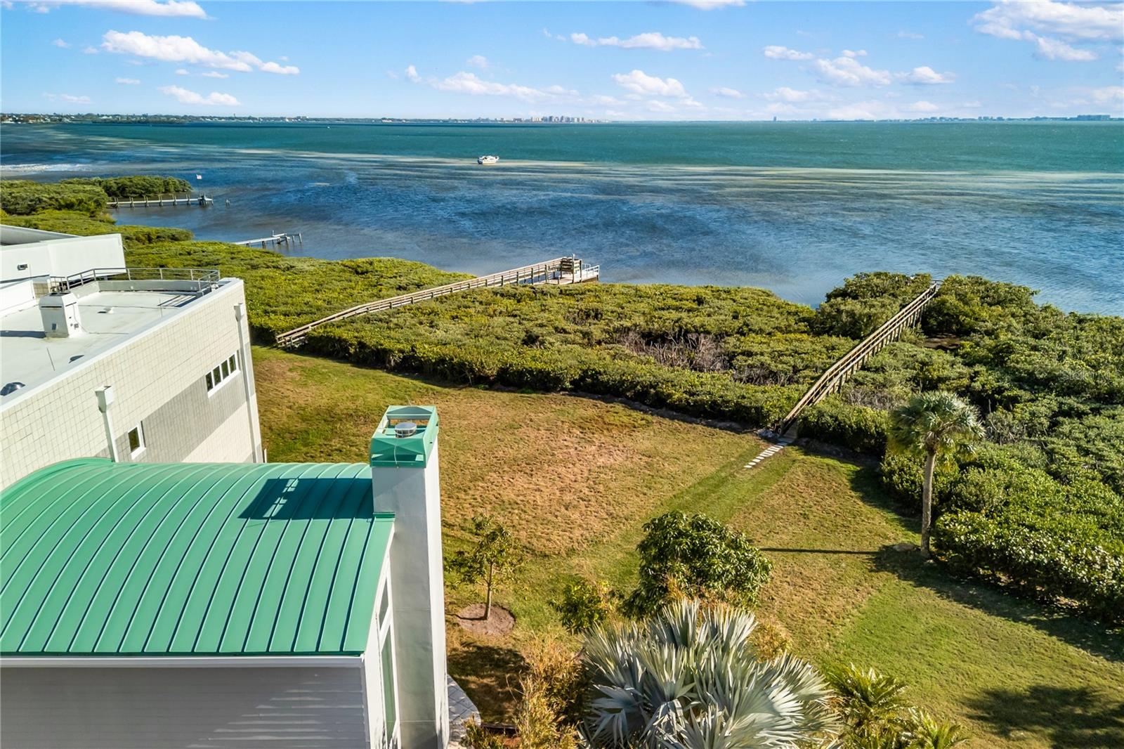 ESPLANADE ON THE BAY - Residential