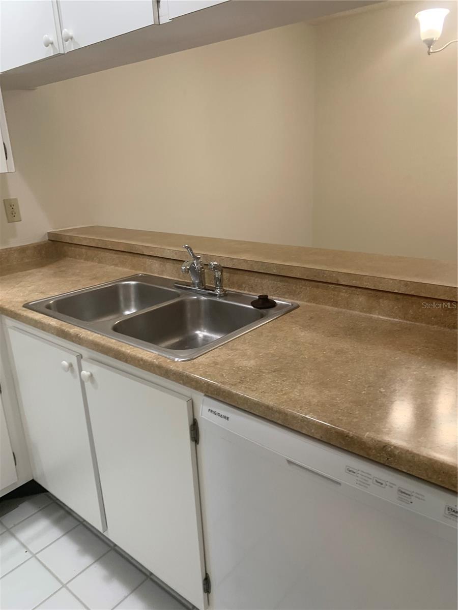 VILLAGE BROOKE SEC 2 - Residential Lease