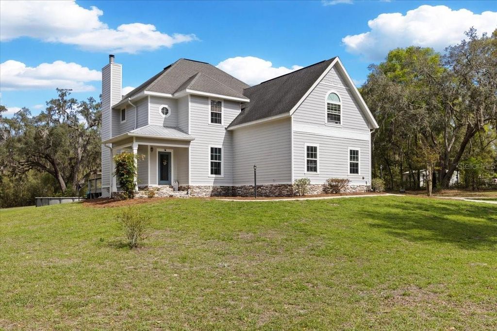 Photo of 2600 SE 48th Avenue, Trenton, FL 32693 (MLS # GC538338)