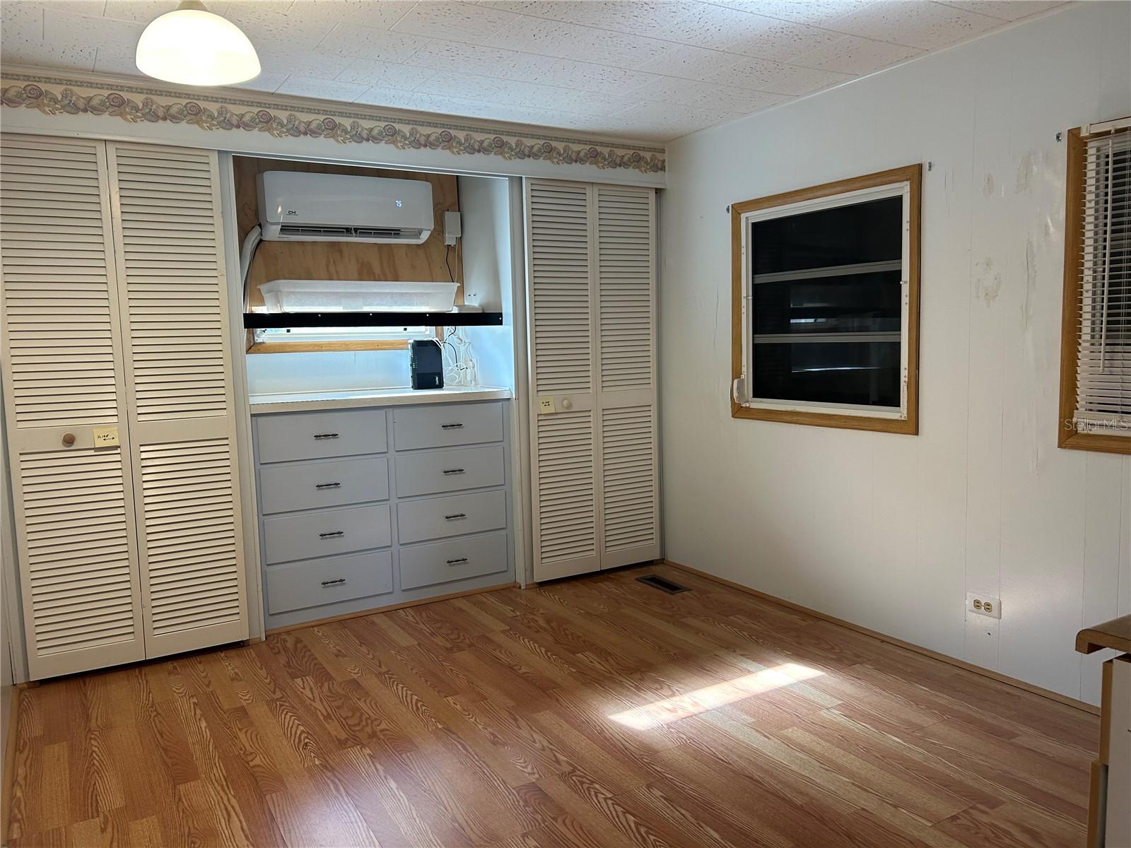 TRI-PAR ESTATES - Residential