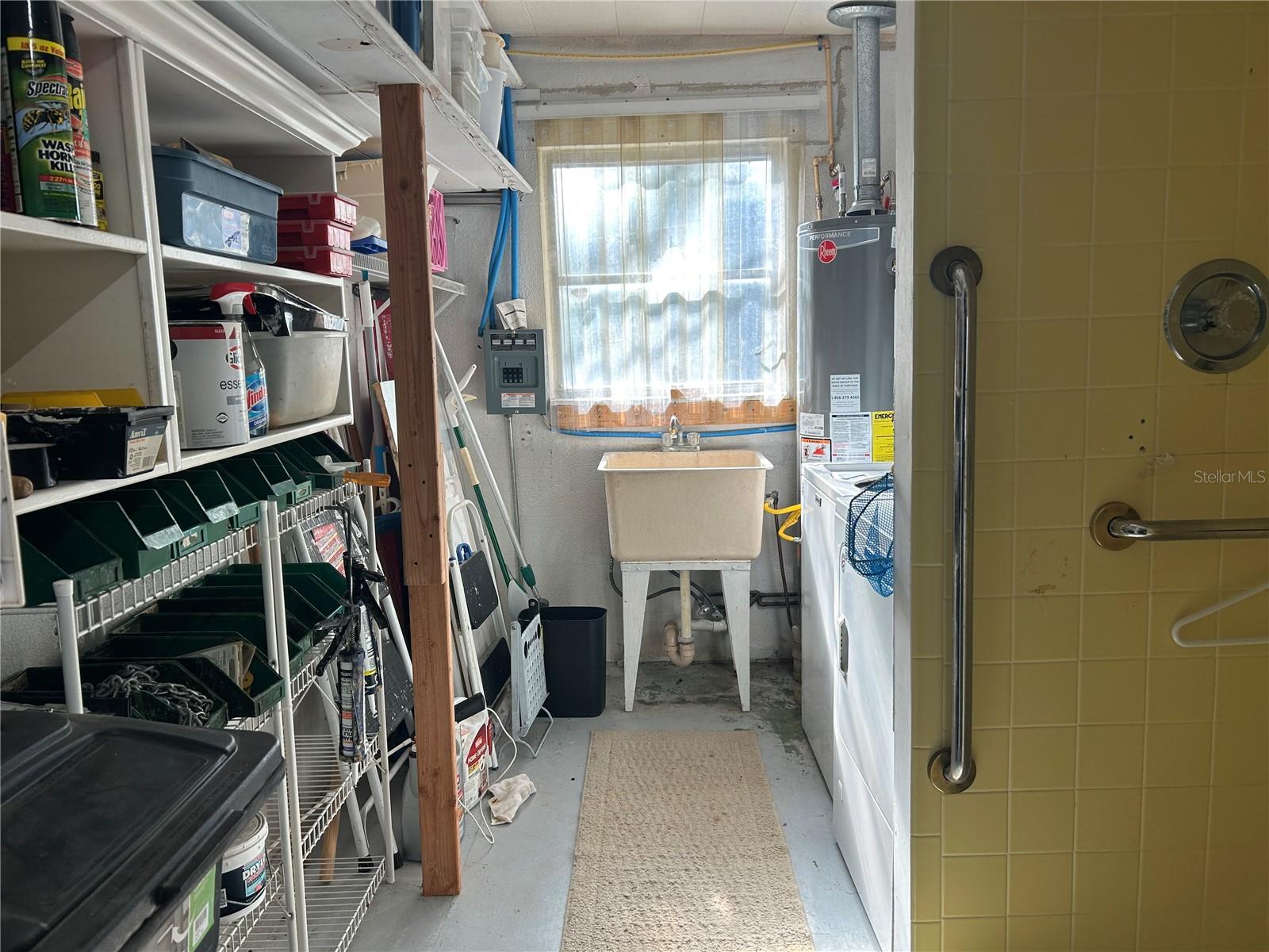 TRI-PAR ESTATES - Residential