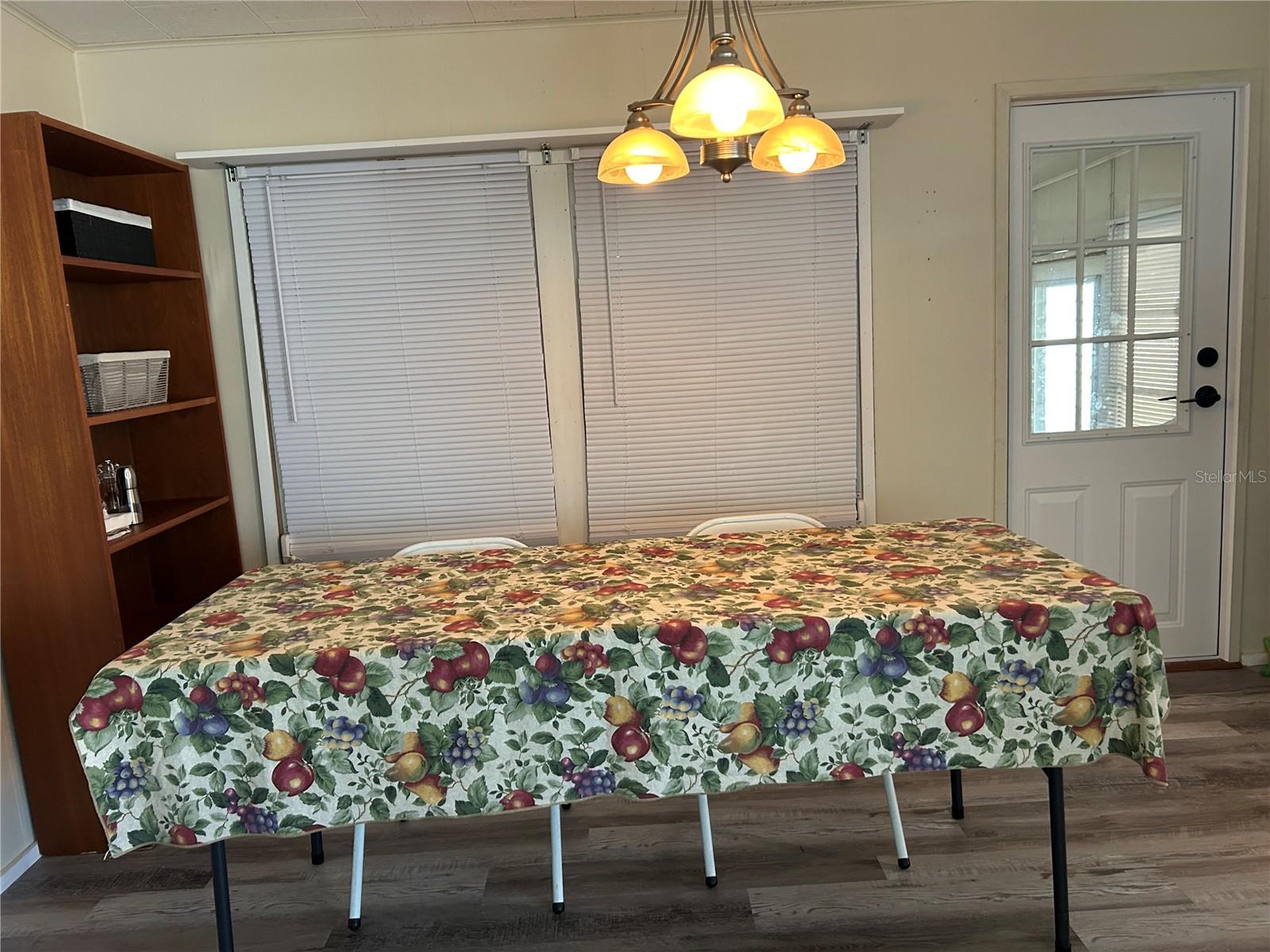 TRI-PAR ESTATES - Residential