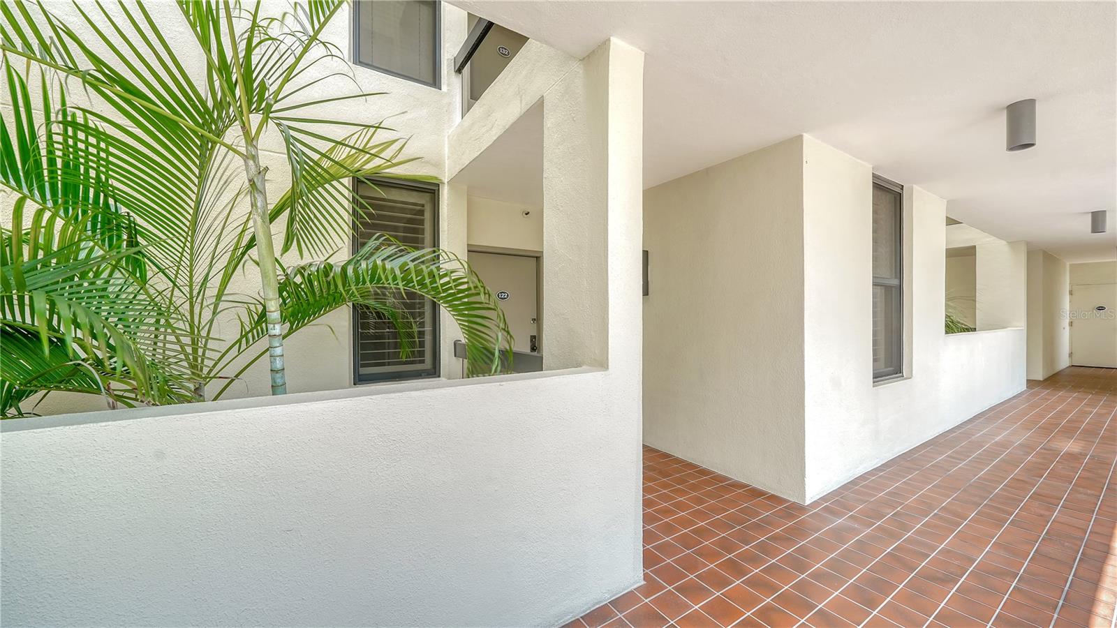1930 HARBOURSIDE DRIVE 122
