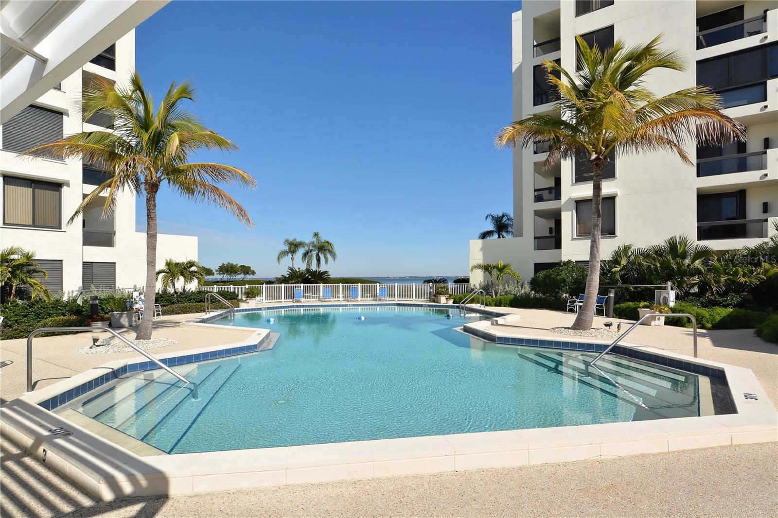 FAIRWAY BAY 1 - Residential