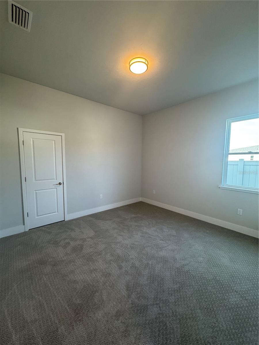 LAUREATE VILLAGE - Residential