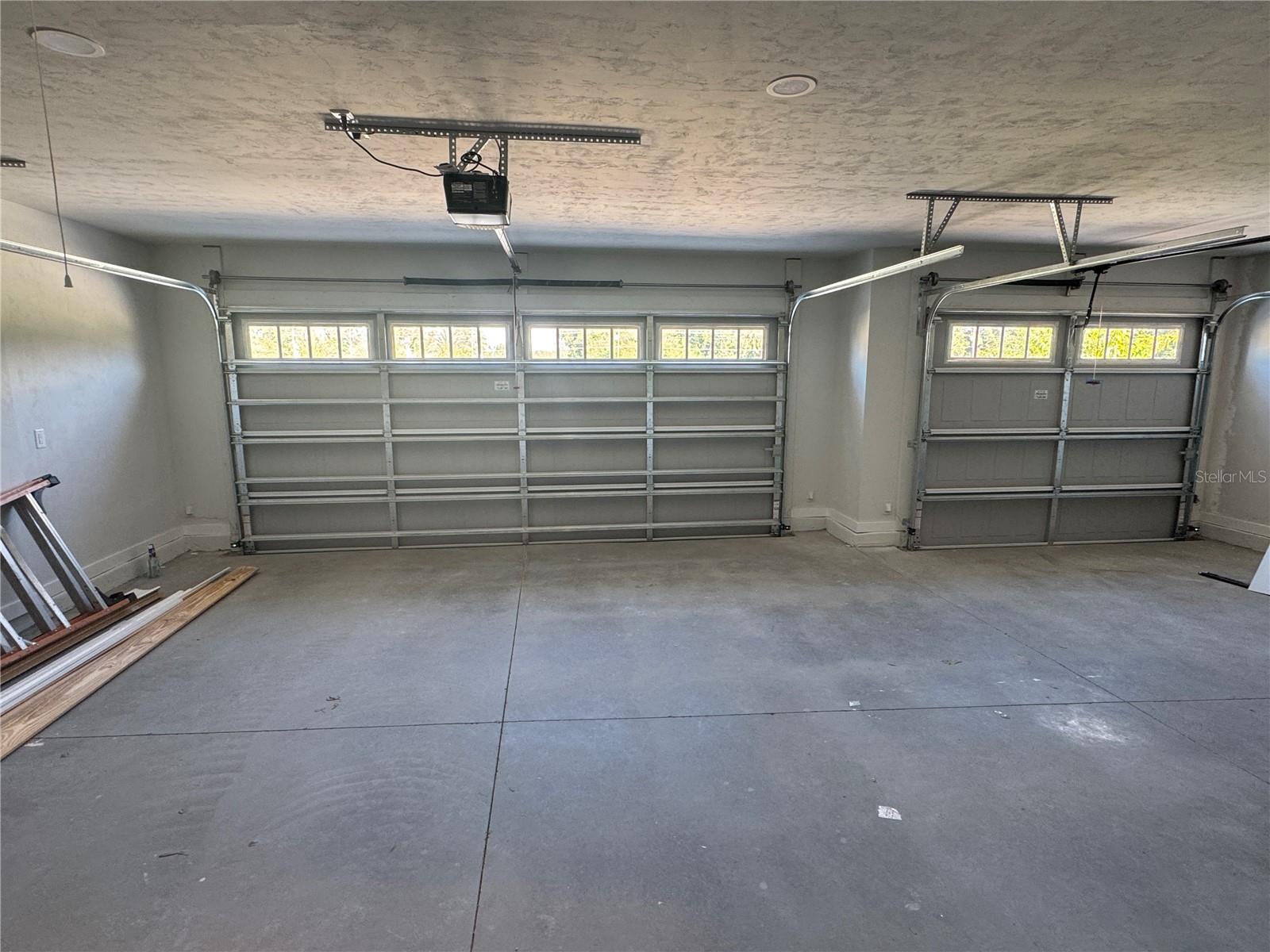 LAUREATE VILLAGE - Residential