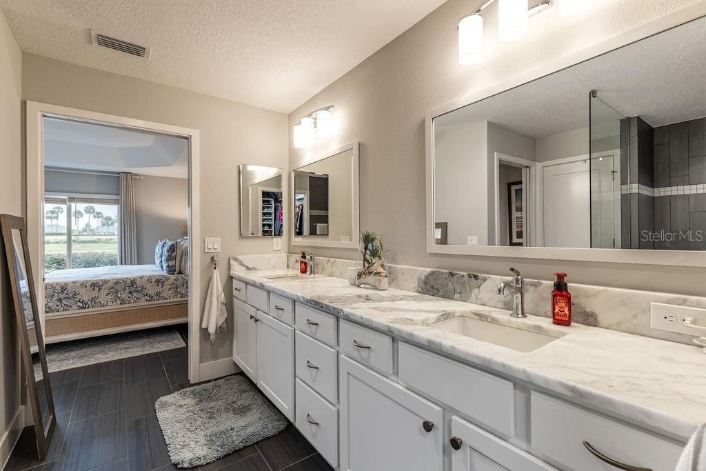 Casas a venda 4 - Jen Dantas 5835 TUPPER COURT