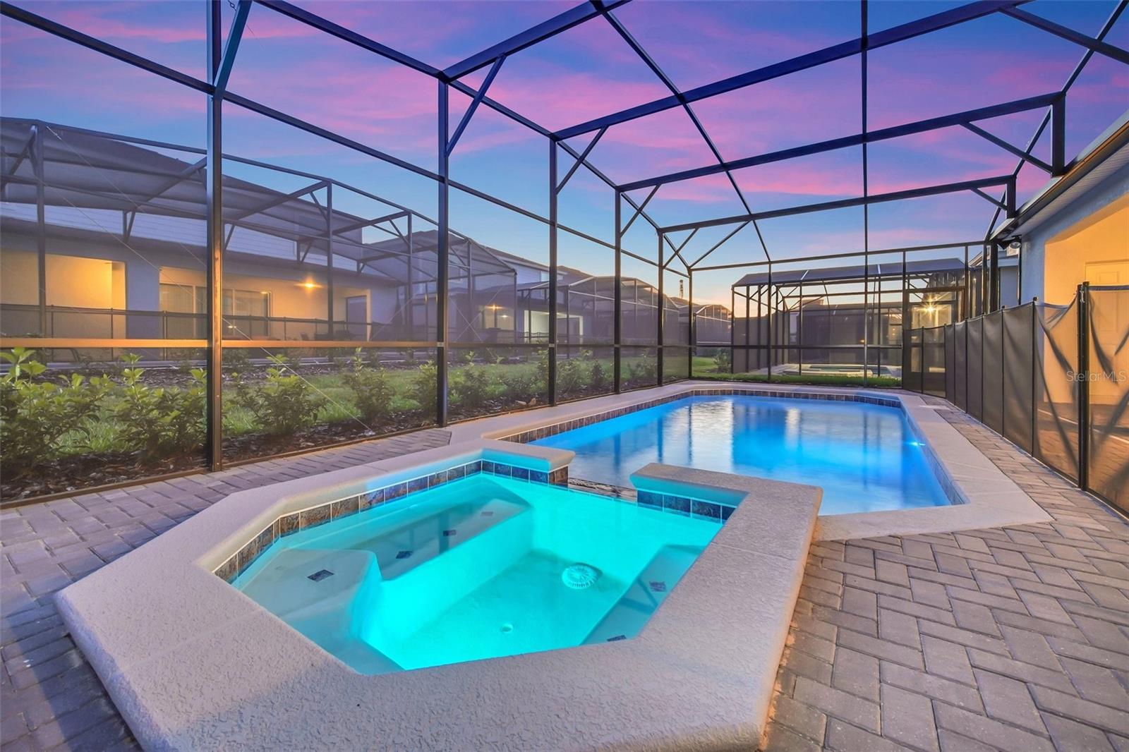 WINDSOR ISLAND PHASE 2A PB 187 PGS 31-34 LOT 436 - Residential