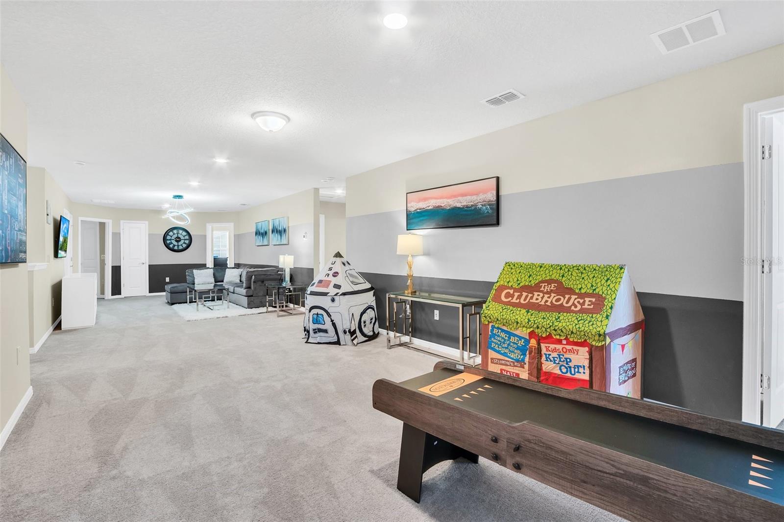 WINDSOR ISLAND PHASE 2A PB 187 PGS 31-34 LOT 436 - Residential