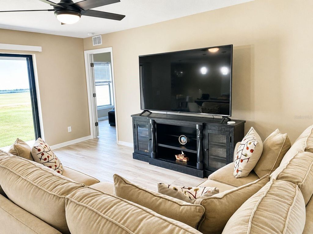 Photo of 1604 Ellington Drive, Dundee, FL 33838 (MLS # V4948976)