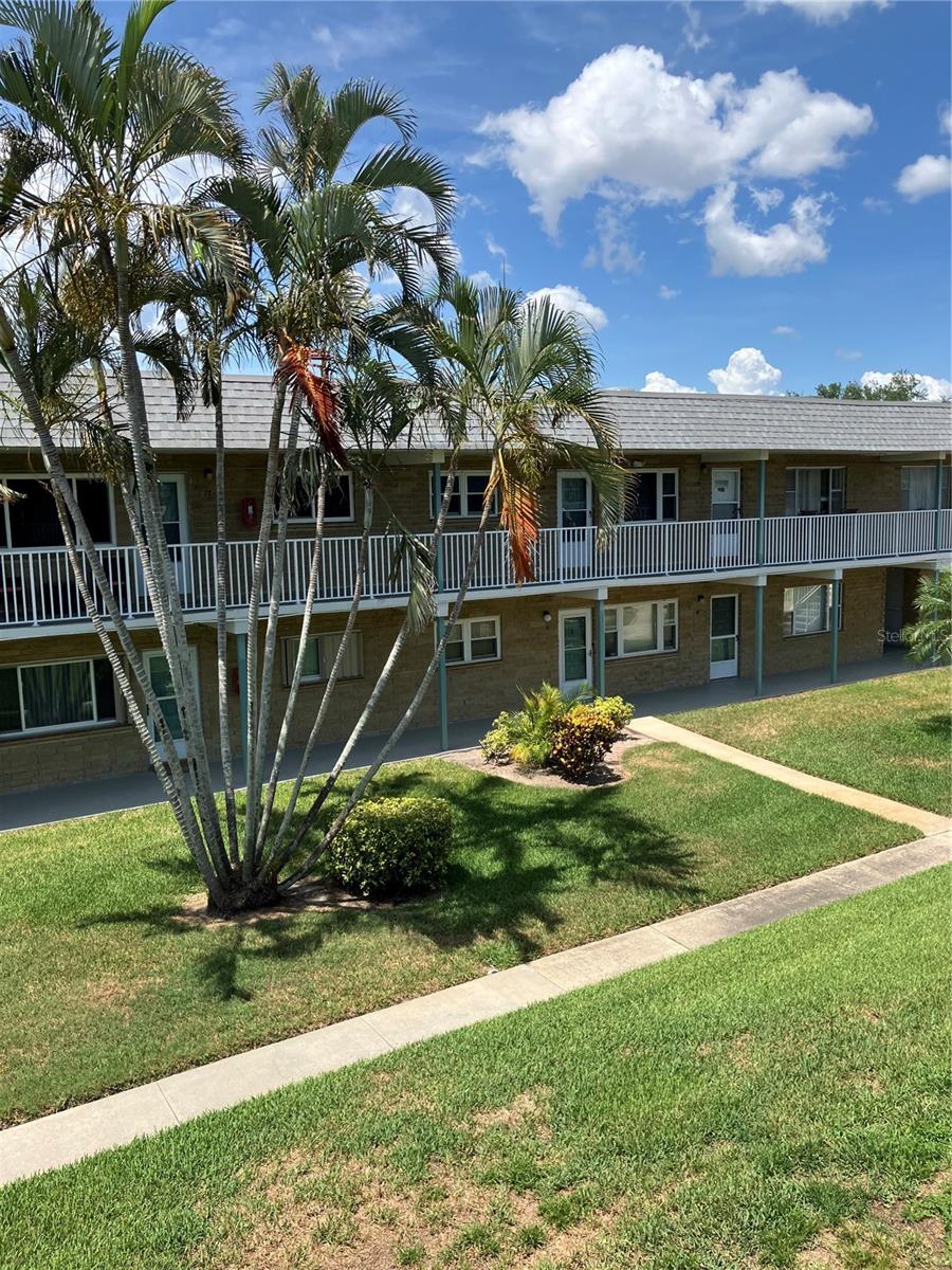 PARADISE SHORES - Residential