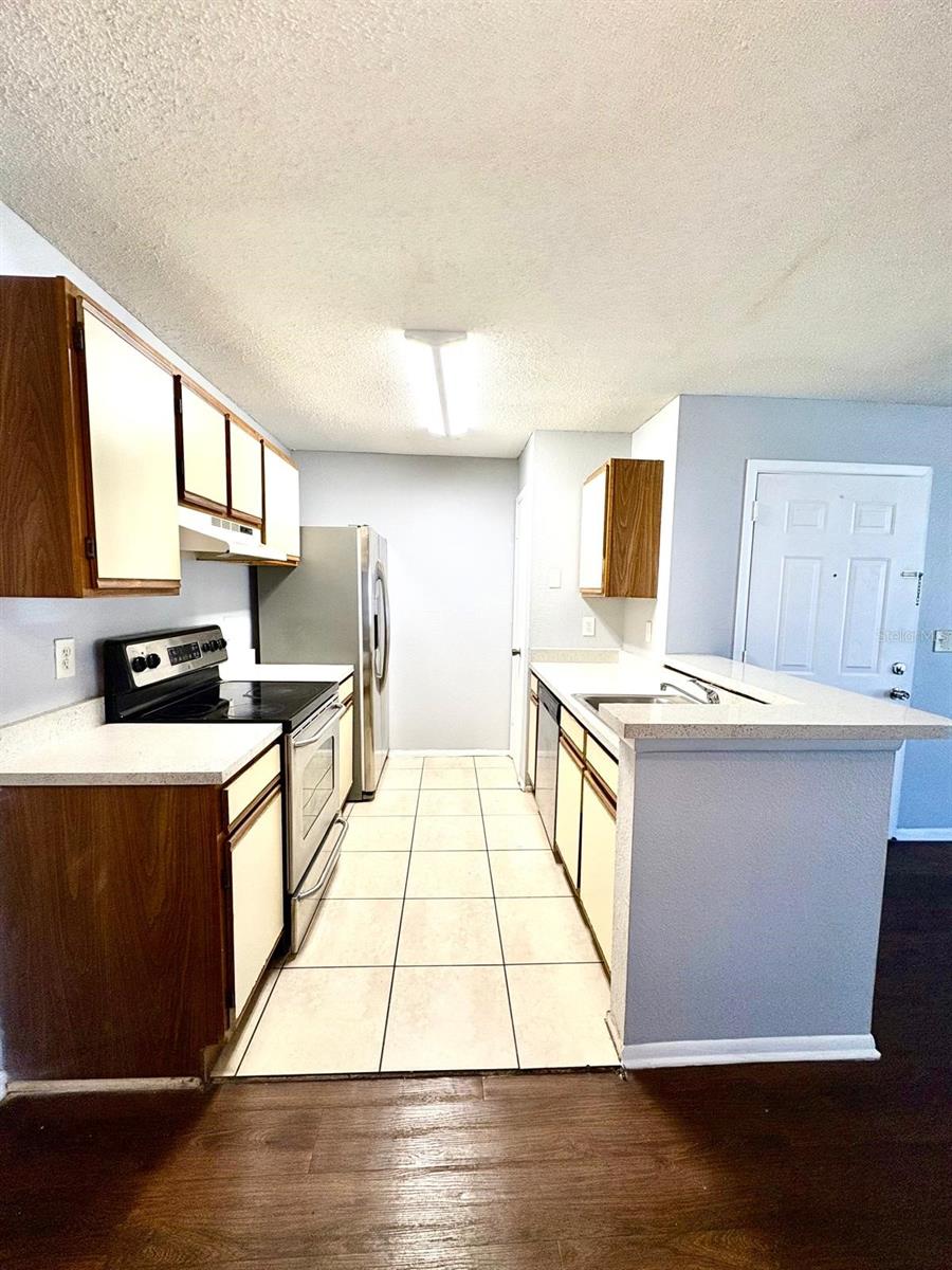 CASCADE AT KISSIMMEE CONDO - Residential Lease