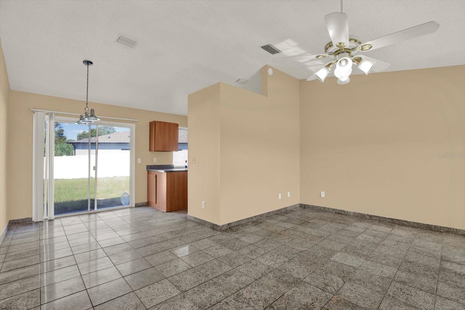 6238 COVEWOOD DRIVE