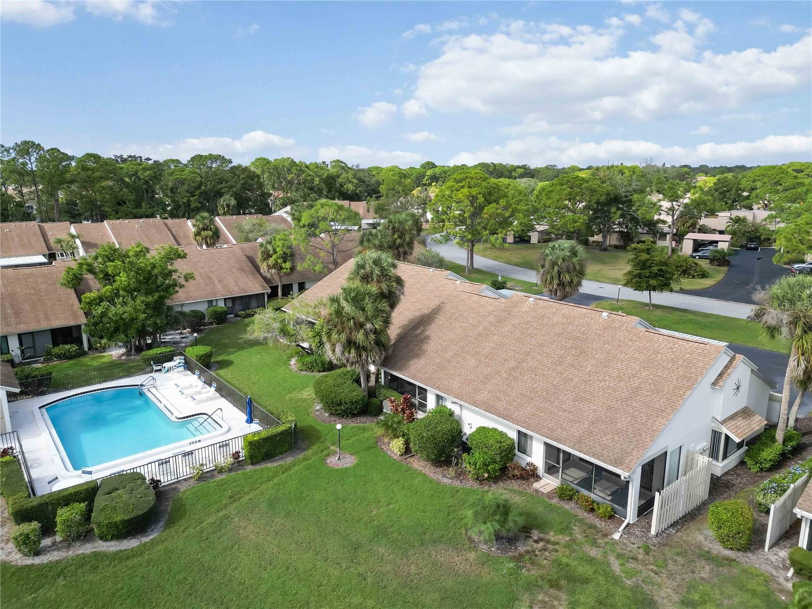 SOMERSET - Residential