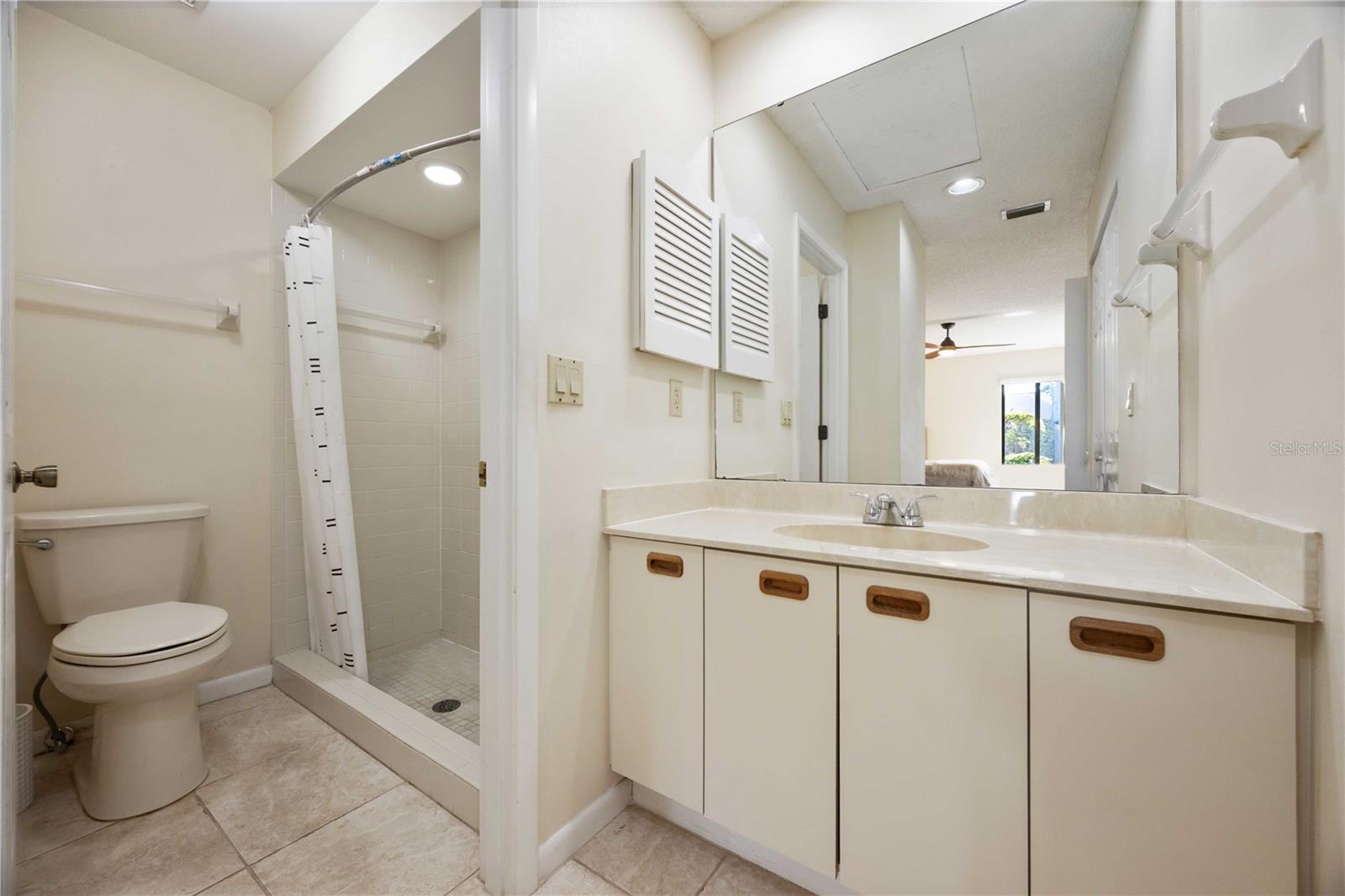 SOMERSET - Residential