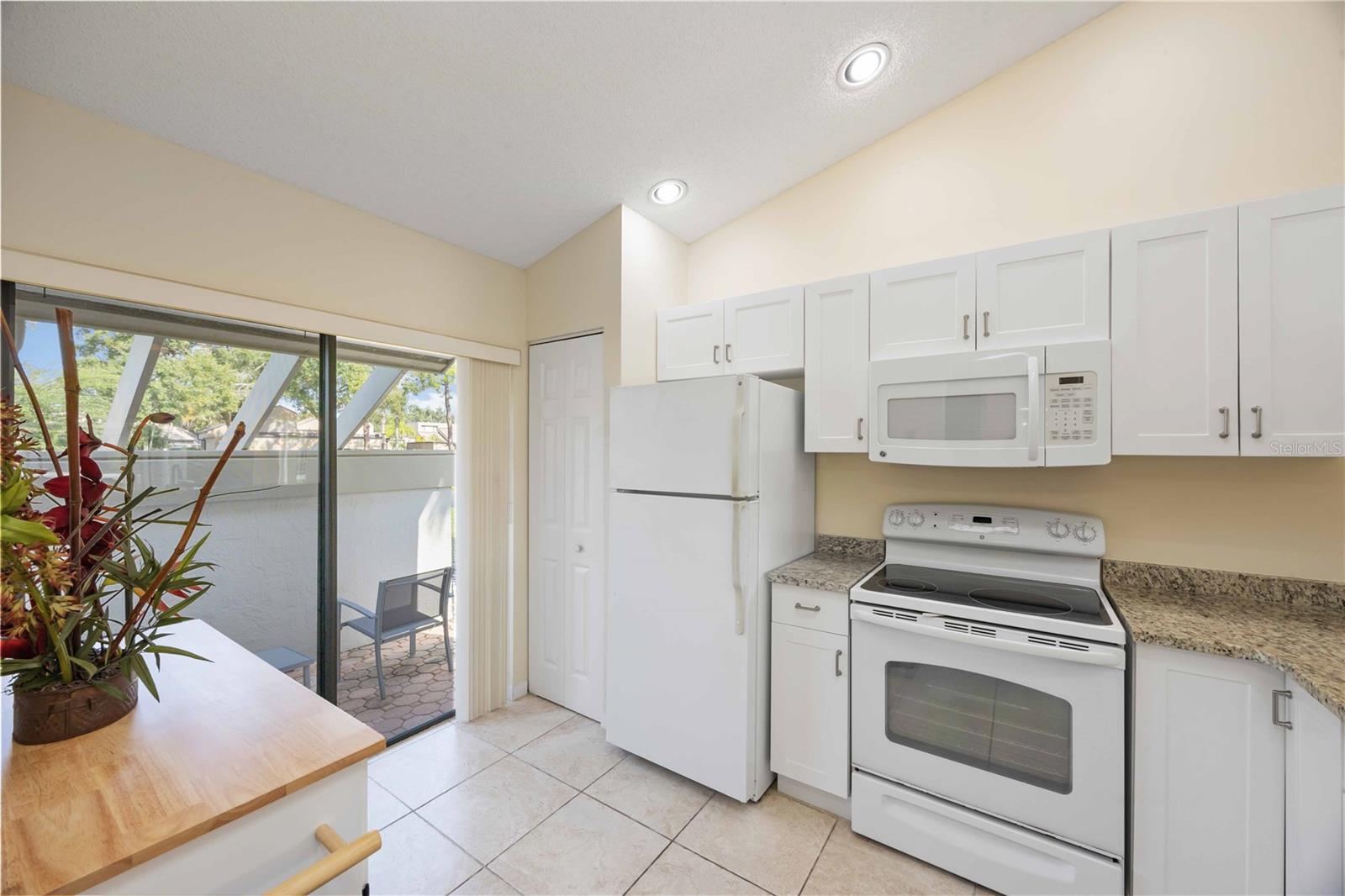 SOMERSET - Residential