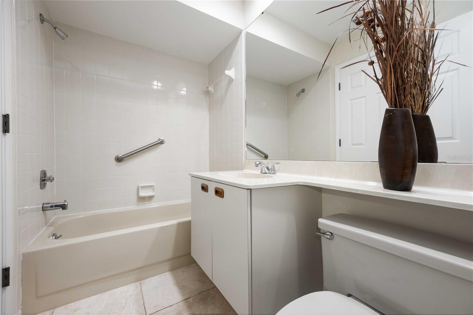 SOMERSET - Residential