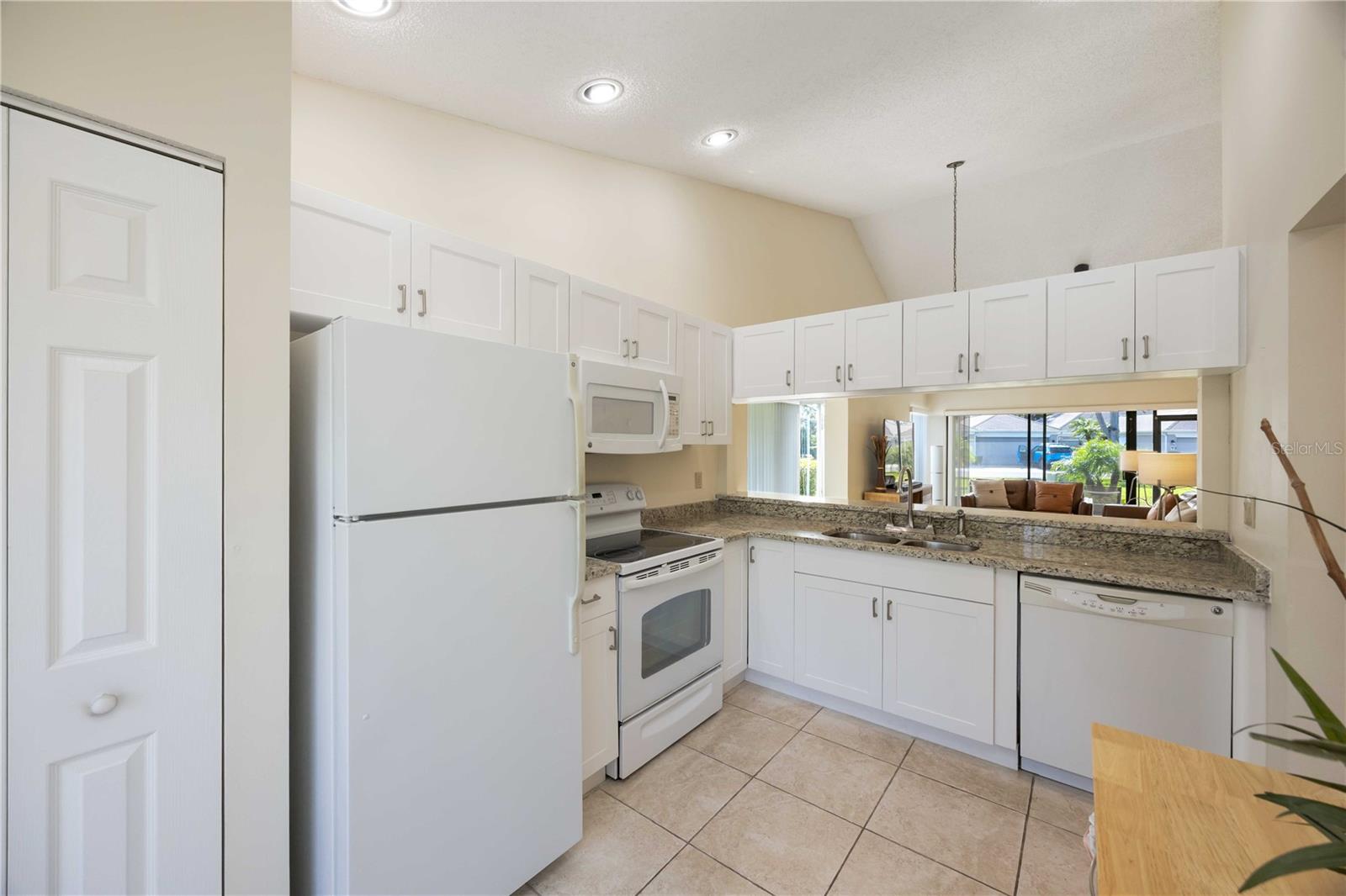 SOMERSET - Residential