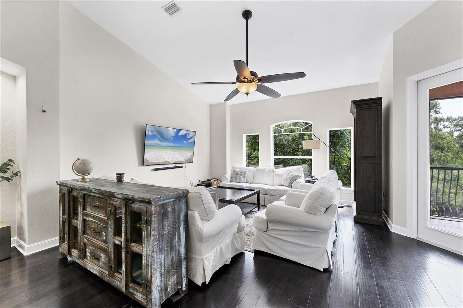 ACADEMY PARK PH II & III - Residential Lease