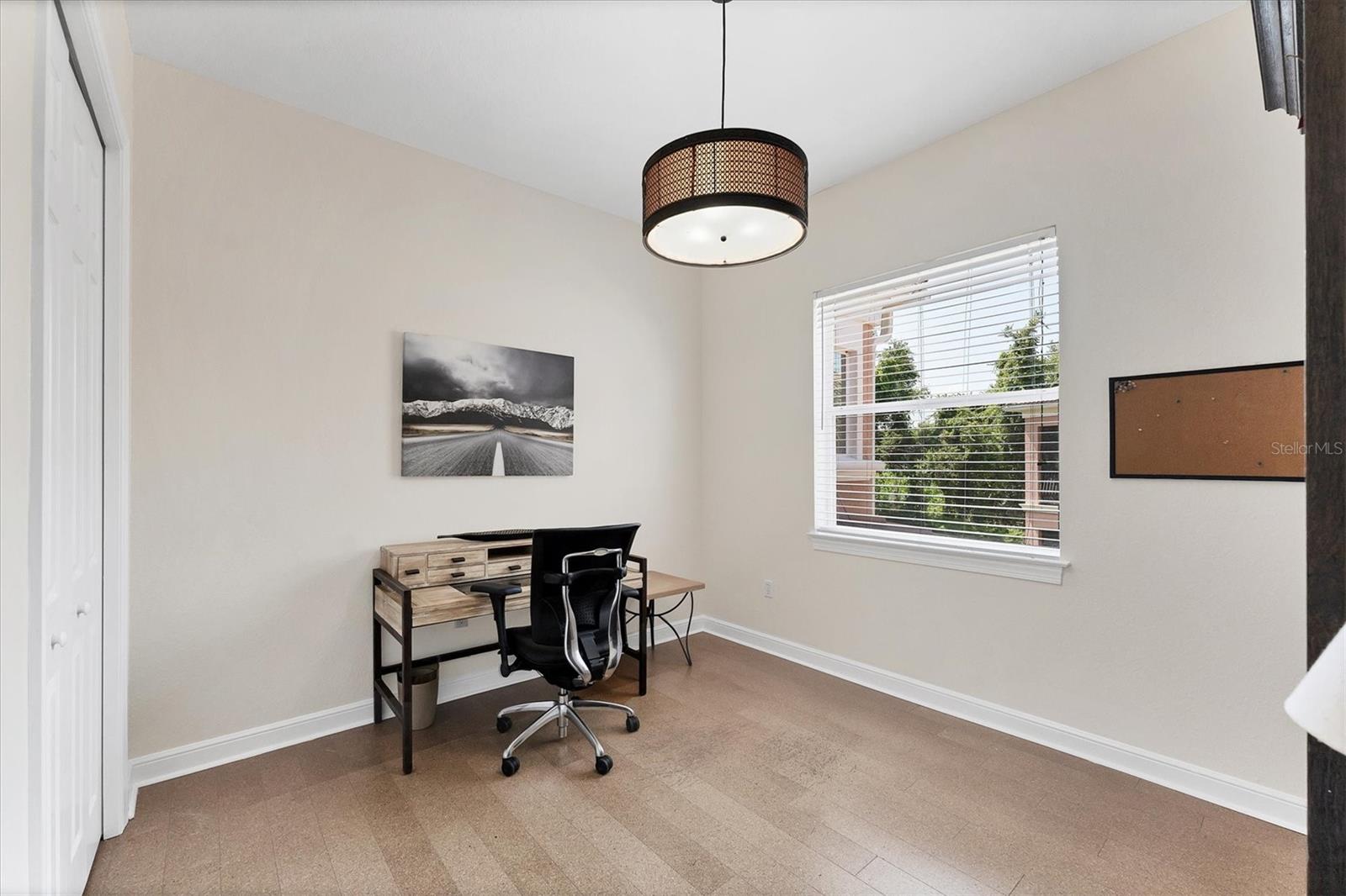 ACADEMY PARK PH II & III - Residential Lease