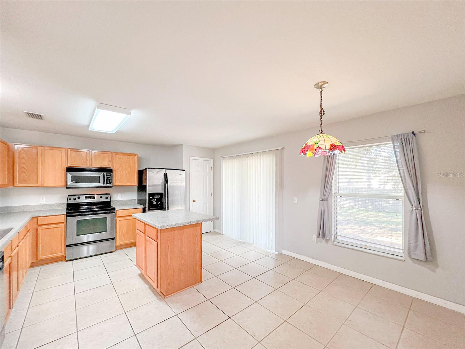 7337 HUNTERS GREENE CIRCLE