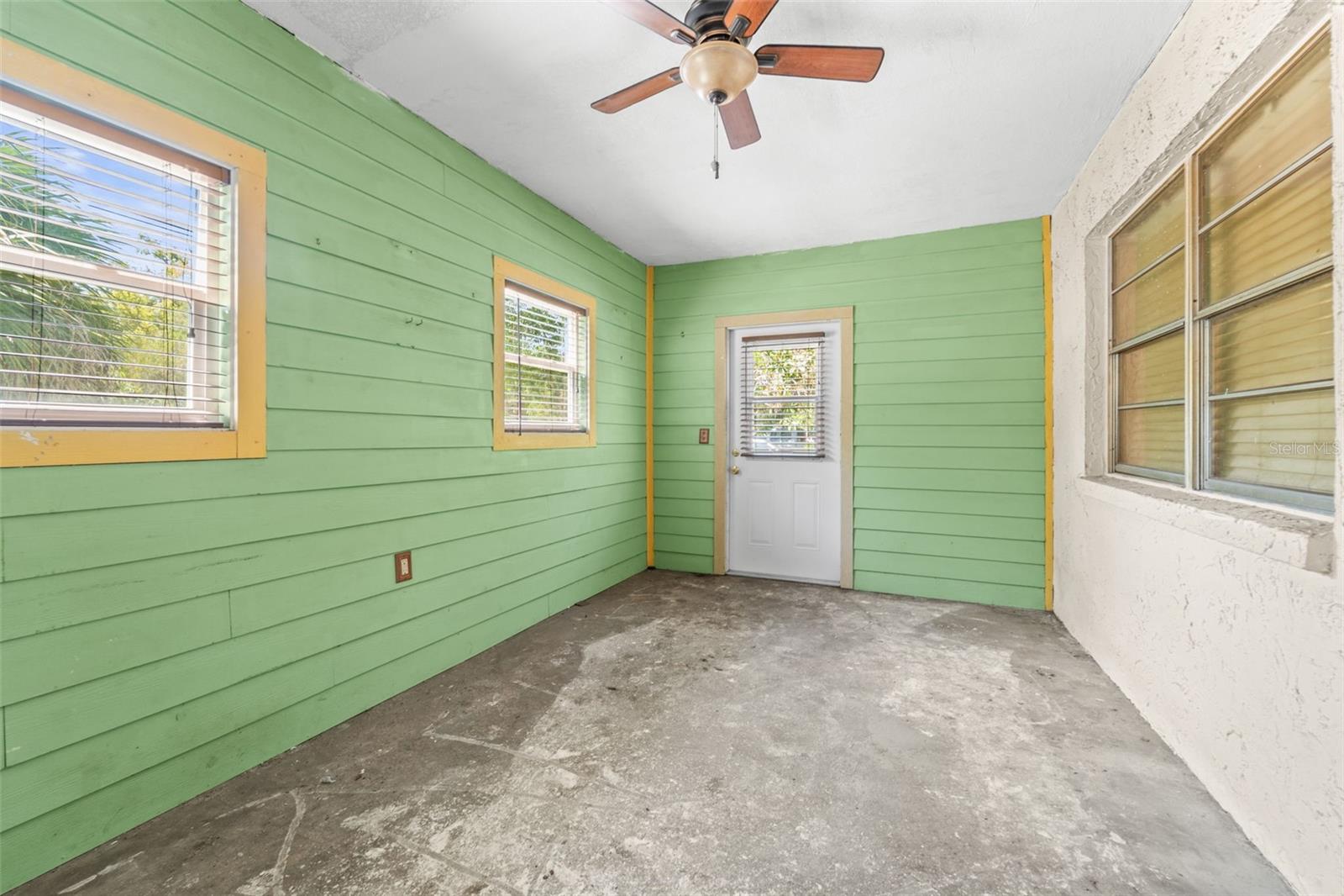 OAKLAND SUB 2 - Residential