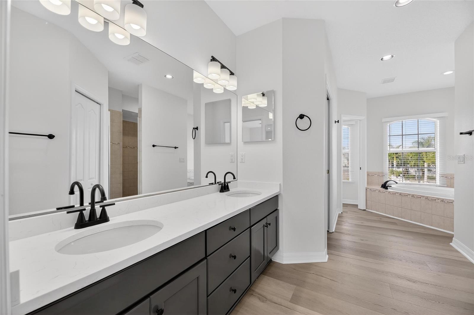 THE VILLAS AT ANDALUCIA - Residential