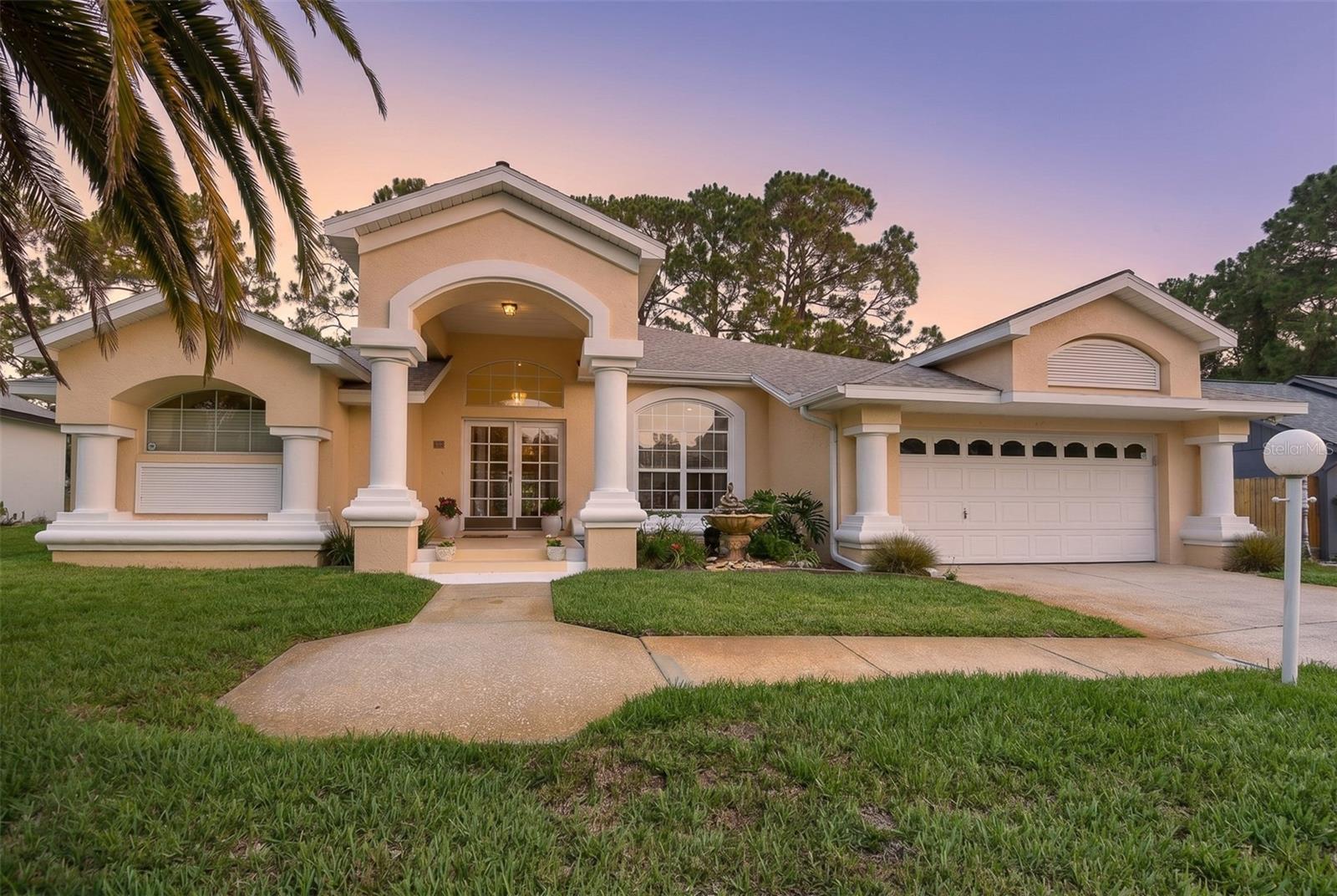 PINE LAKES - Residential