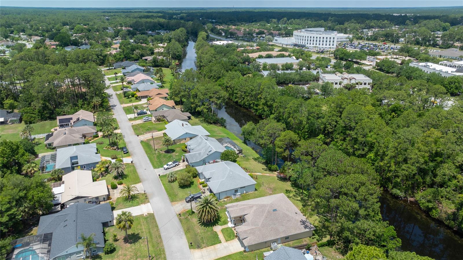 PINE LAKES - Residential