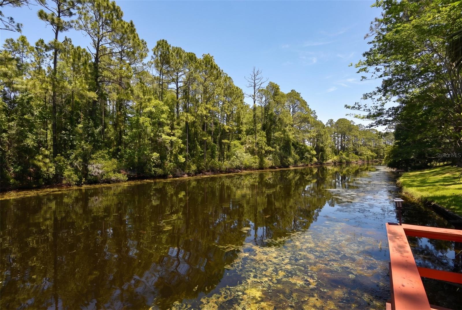 PINE LAKES - Residential