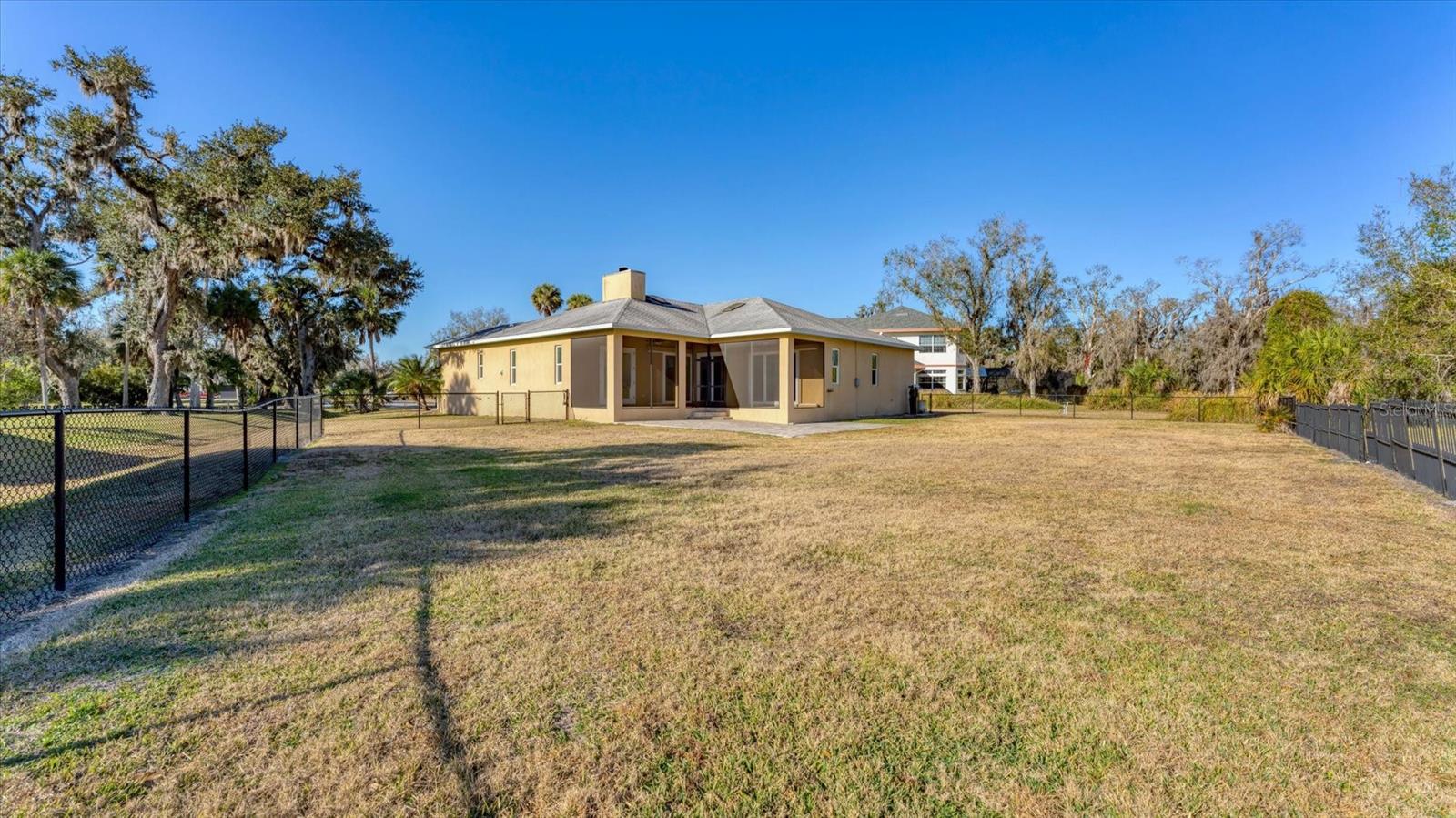 OAK FORD GOLF CLUB - Residential