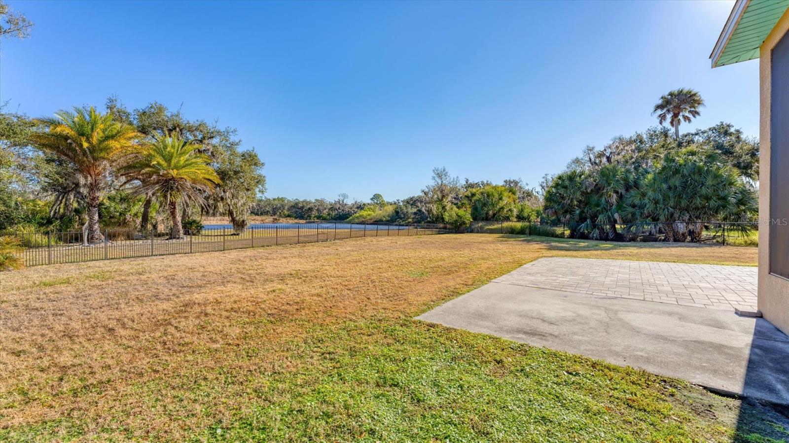 OAK FORD GOLF CLUB - Residential