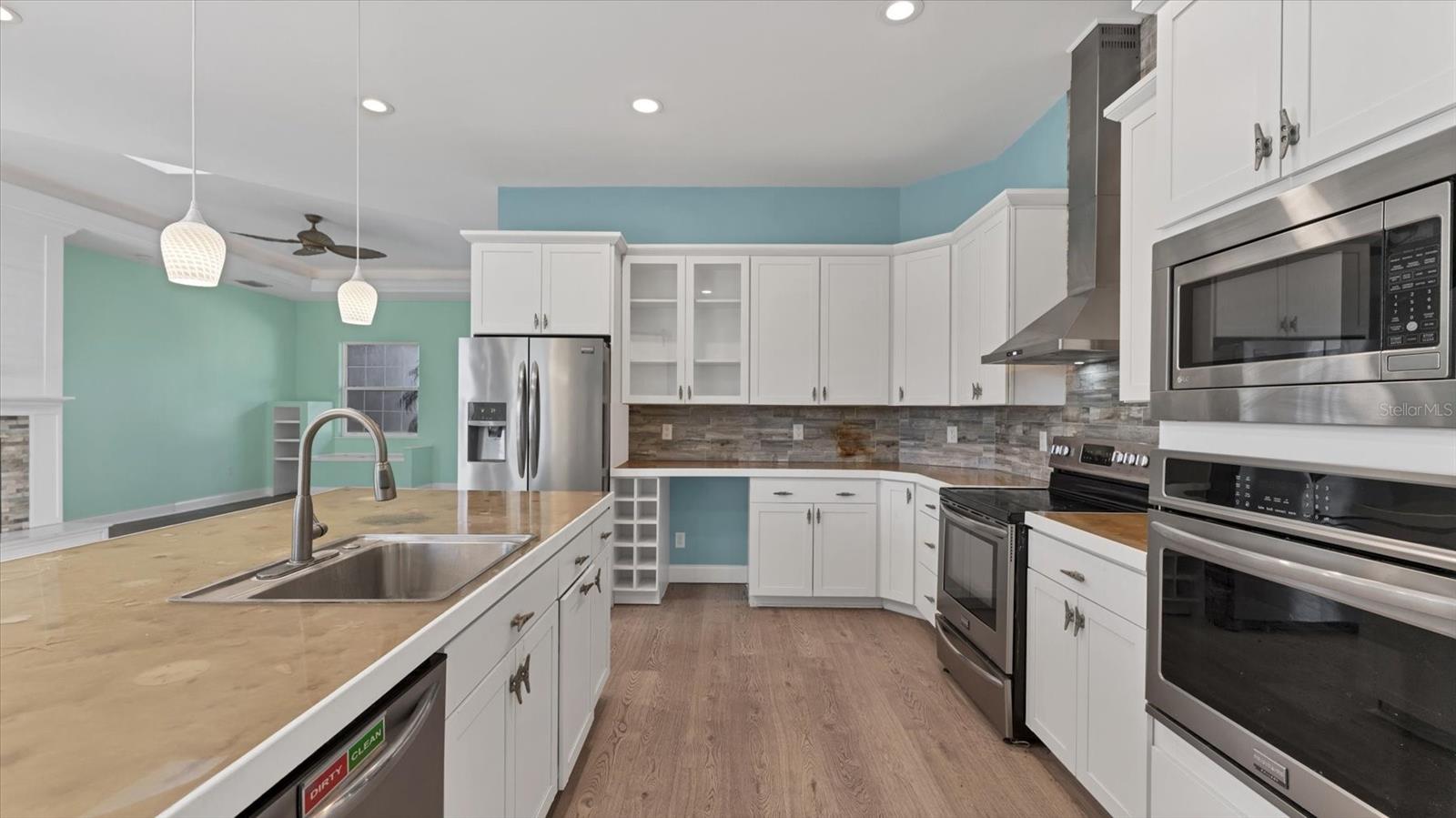 OAK FORD GOLF CLUB - Residential