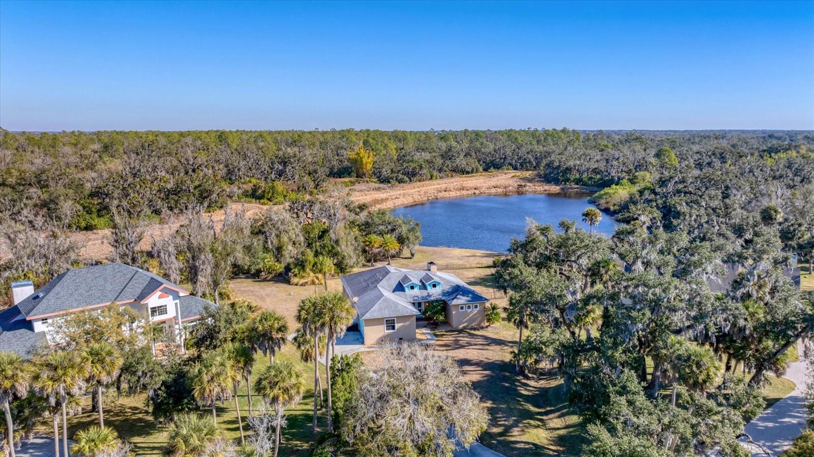 OAK FORD GOLF CLUB - Residential