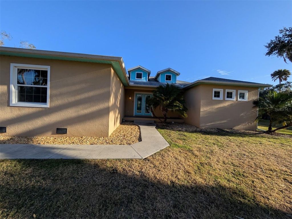 Photo of 13653 Heritage Way, Sarasota, FL 34240 (MLS # A4680573)