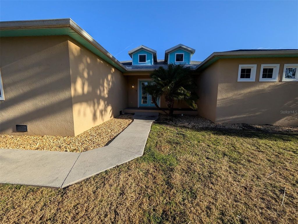 Photo of 13653 Heritage Way, Sarasota, FL 34240 (MLS # A4680573)