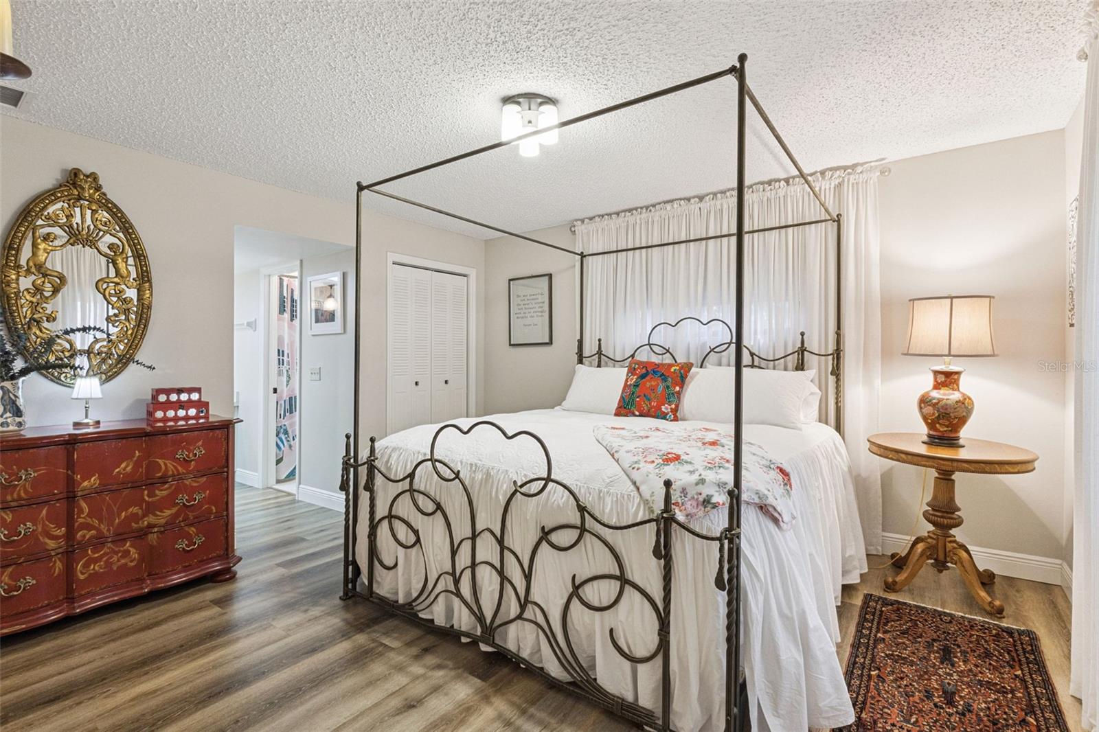 HOWEY GRIFFIN VILLAGE - Residential