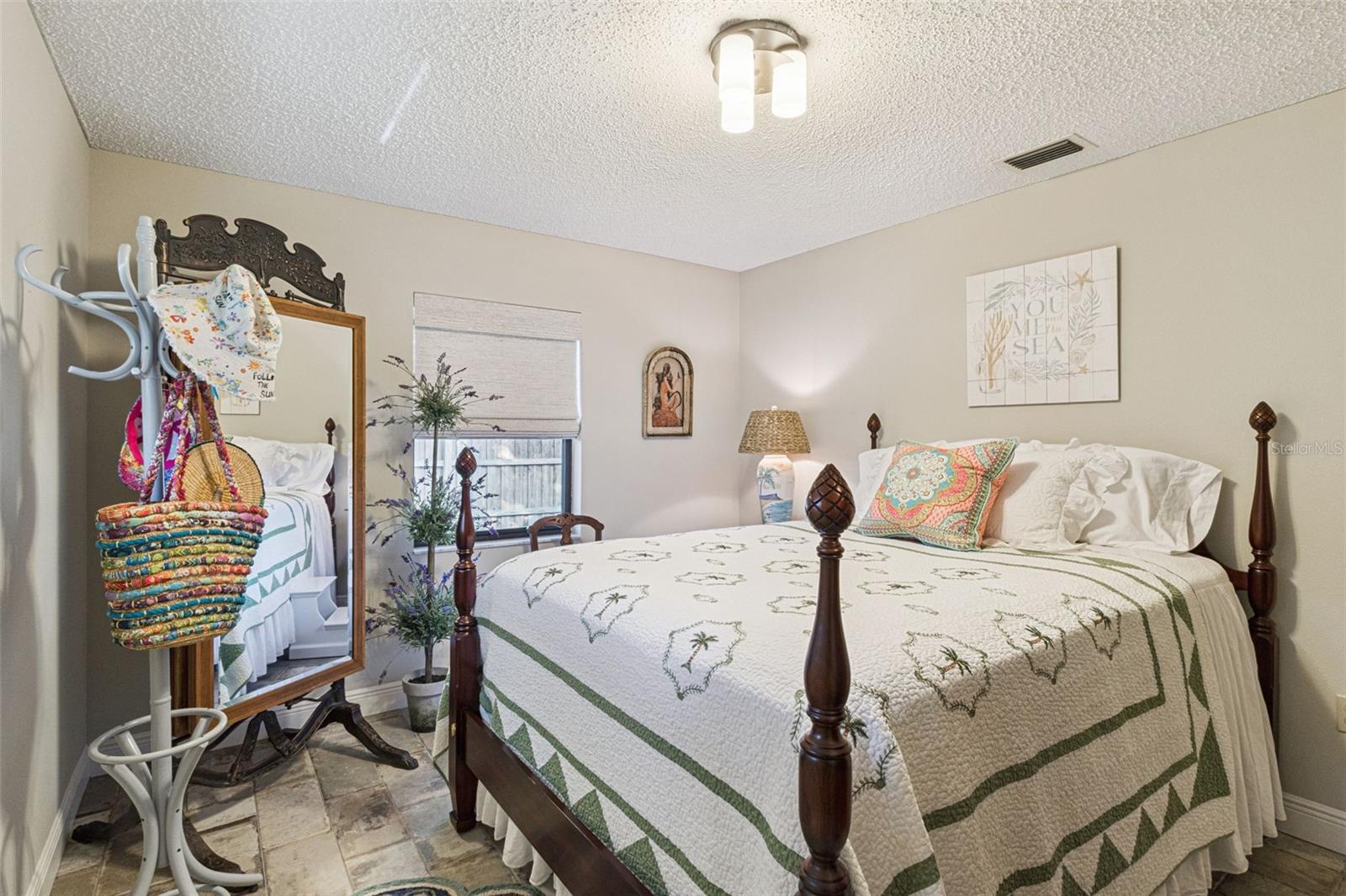 HOWEY GRIFFIN VILLAGE - Residential