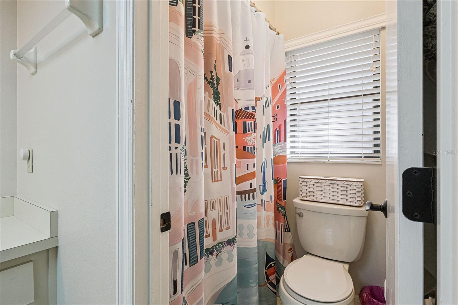 HOWEY GRIFFIN VILLAGE - Residential