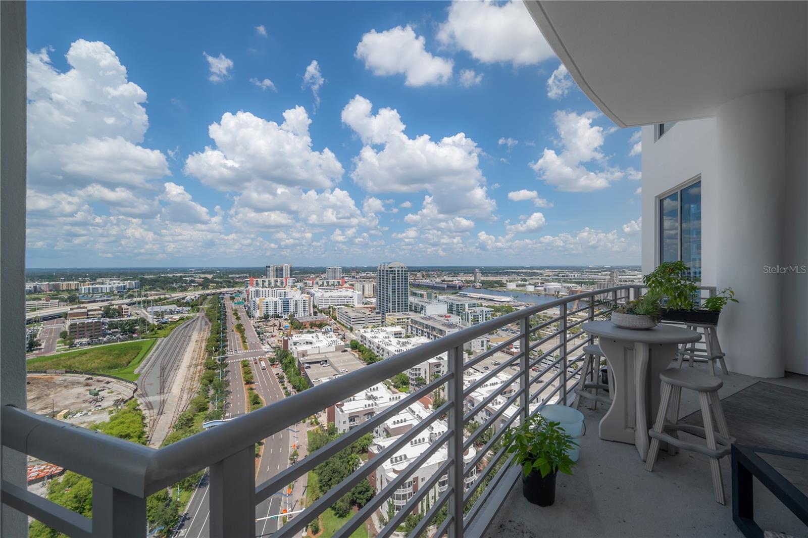 TOWERS OF CHANNELSIDE CONDO - Residential Lease